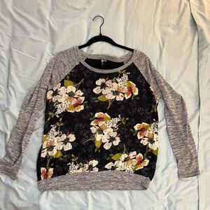 Kut from the Kloth Gray and Black Knit Top